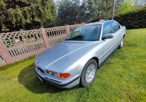 BMW Seria 7 cena 30000 przebieg: 225500, rok produkcji 2000 z Pyrzyce małe 379